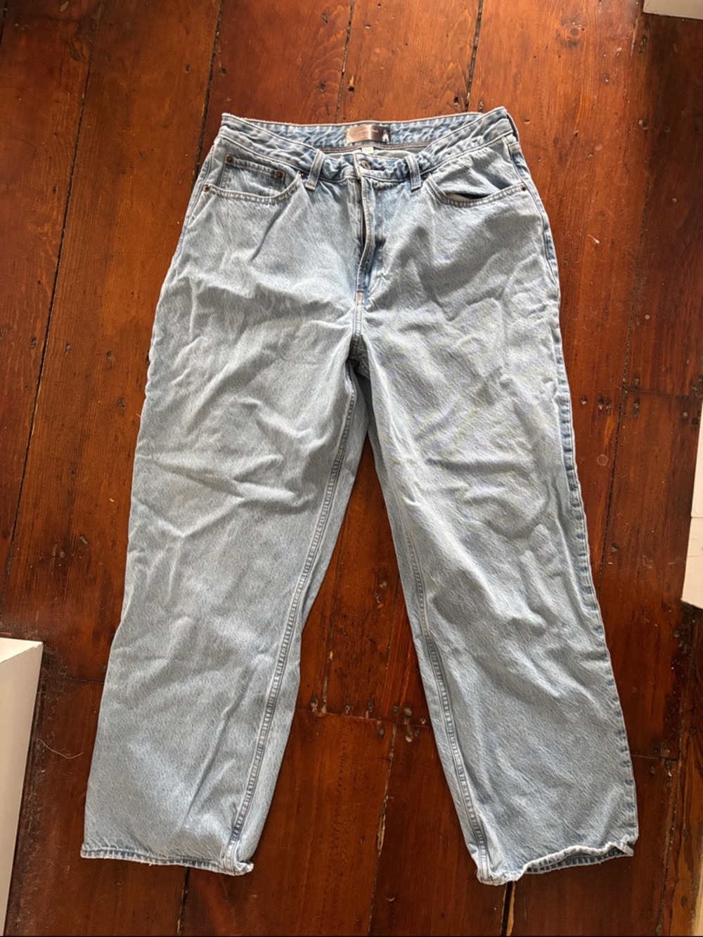 Abercrombie & Fitch Light Wash The Loose Women’s Jeans - Curve Love